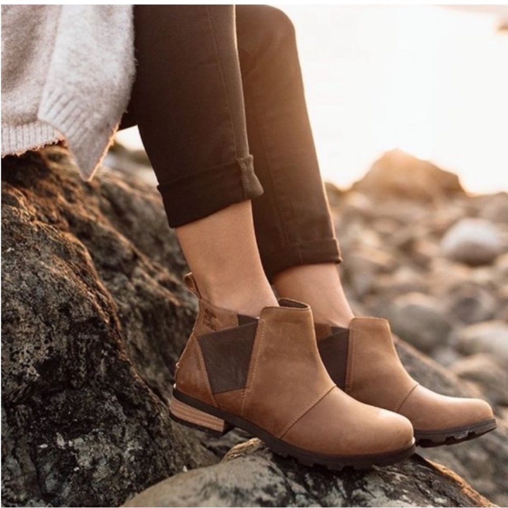 Sorel Emelie Waterproof Chelsea Tan Leather Ankle Booties